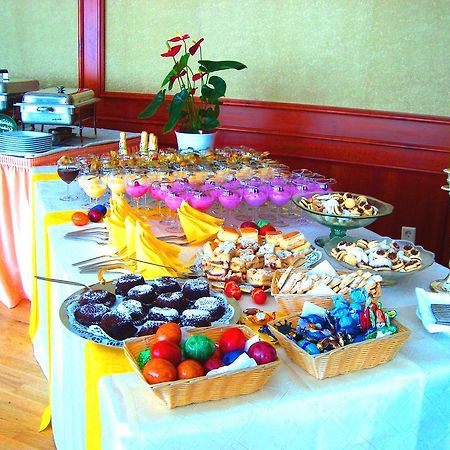 Hotel Zum Goldenen Hirsch Sankt Kilian エクステリア 写真