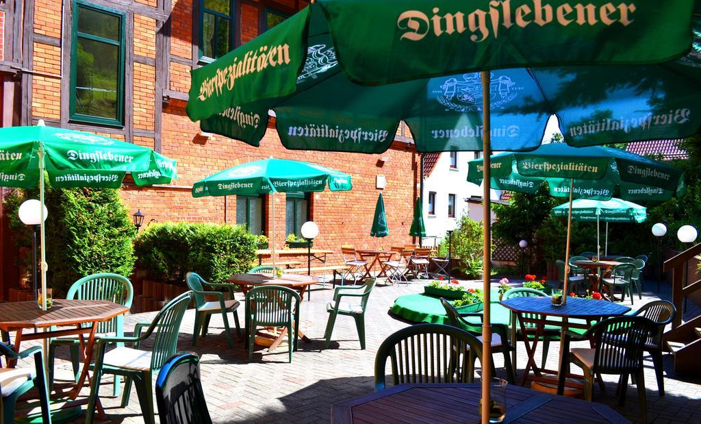 Hotel Zum Goldenen Hirsch Sankt Kilian エクステリア 写真