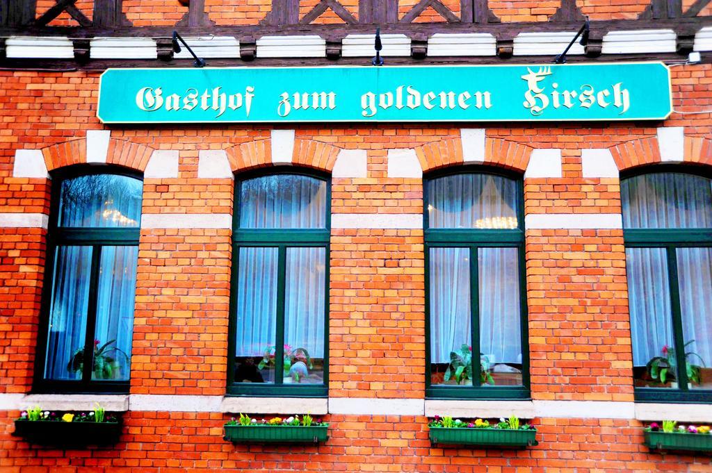 Hotel Zum Goldenen Hirsch Sankt Kilian エクステリア 写真